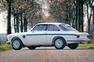 Alfa Romeo GTA 1300 Junior 1968 года 